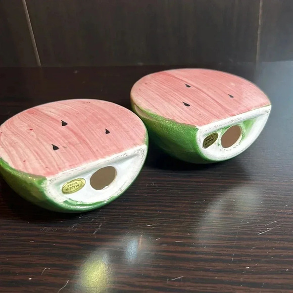 Rare split watermelon split salt and pepper shakers refurbished new stylish - Picture 7 of 7
